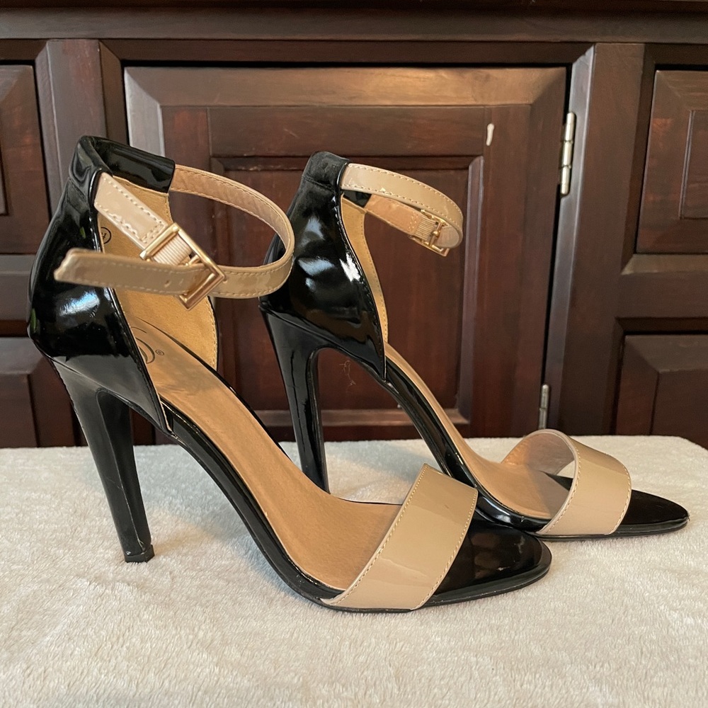 4” heeled sandal